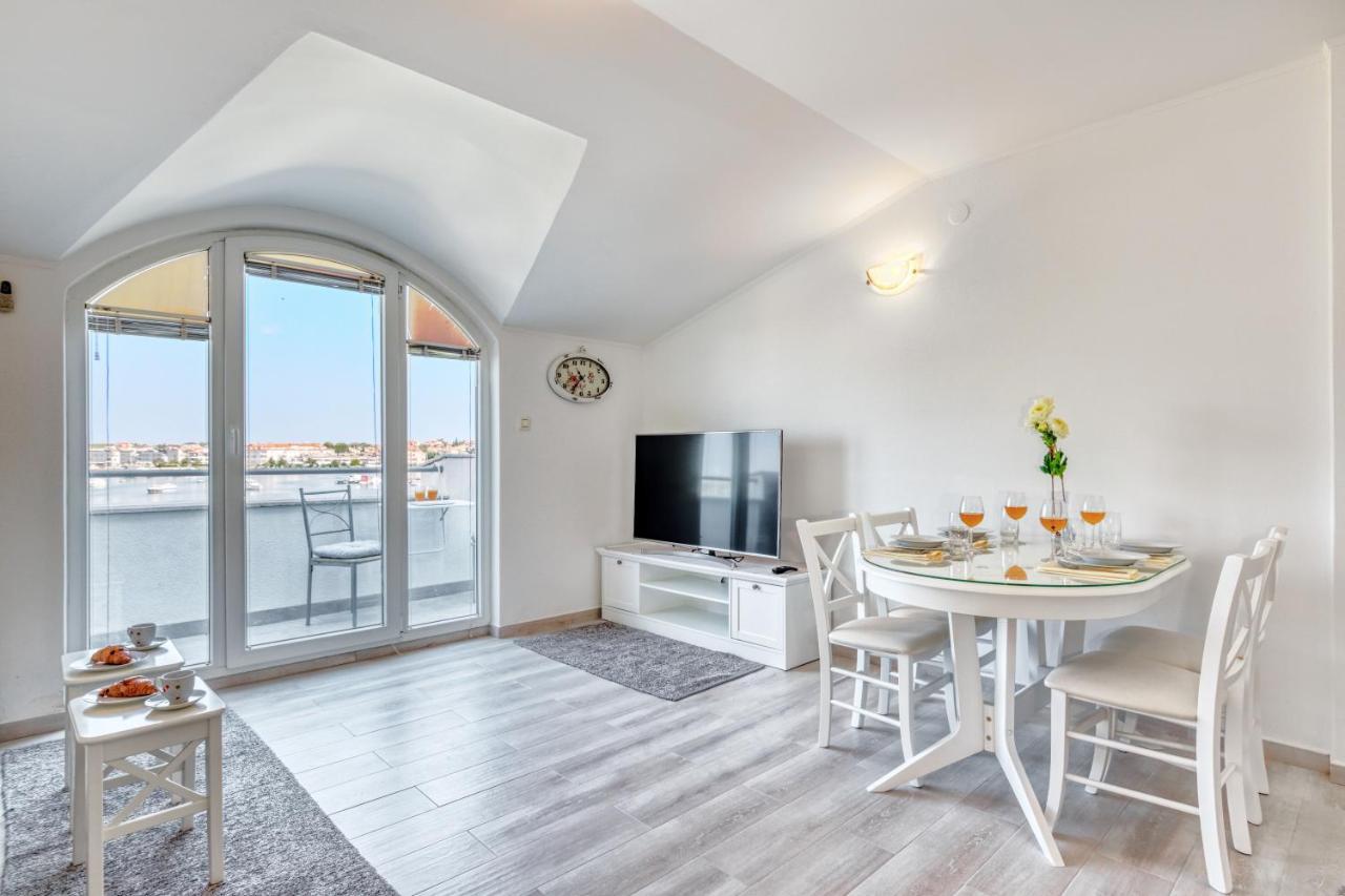 דירות מדולין Penthouse Zola With Private Parking מראה חיצוני תמונה