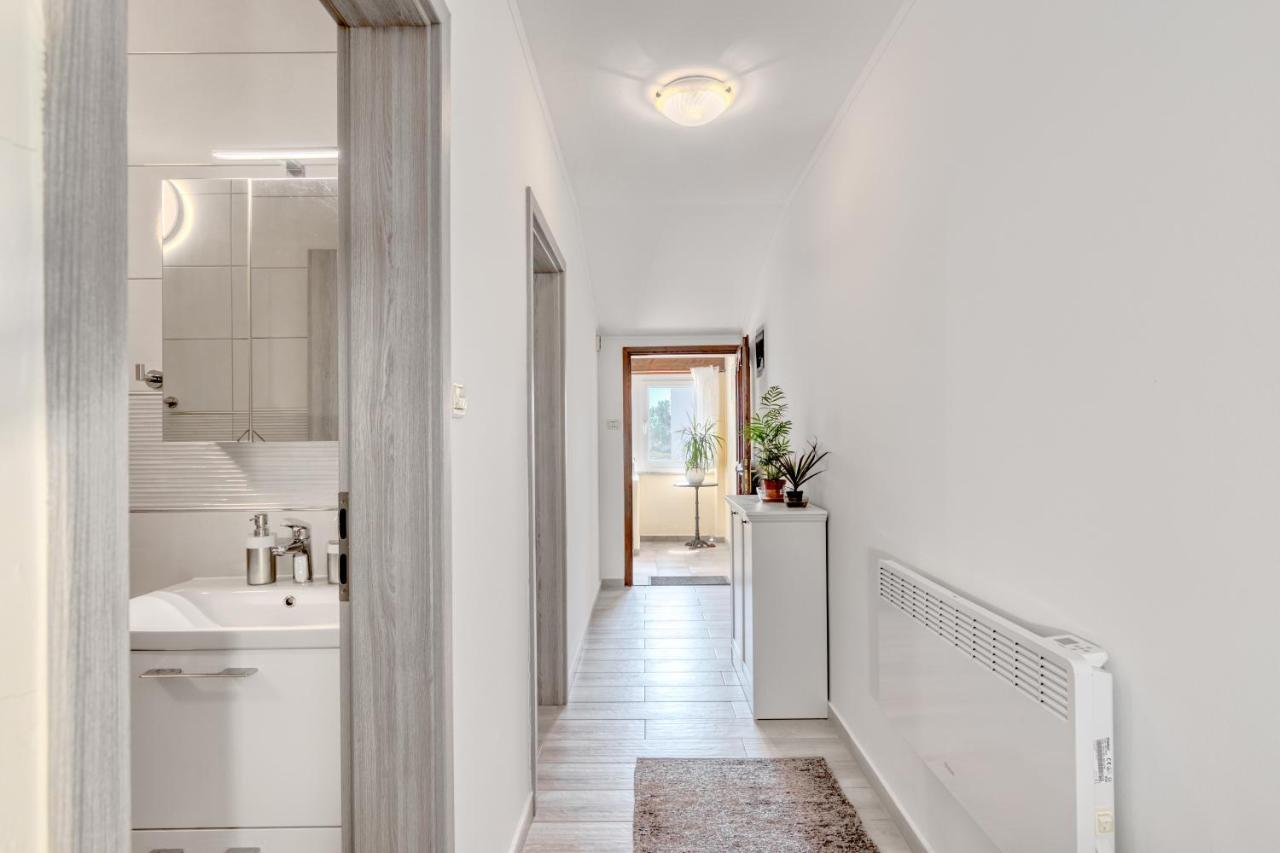 דירות מדולין Penthouse Zola With Private Parking מראה חיצוני תמונה