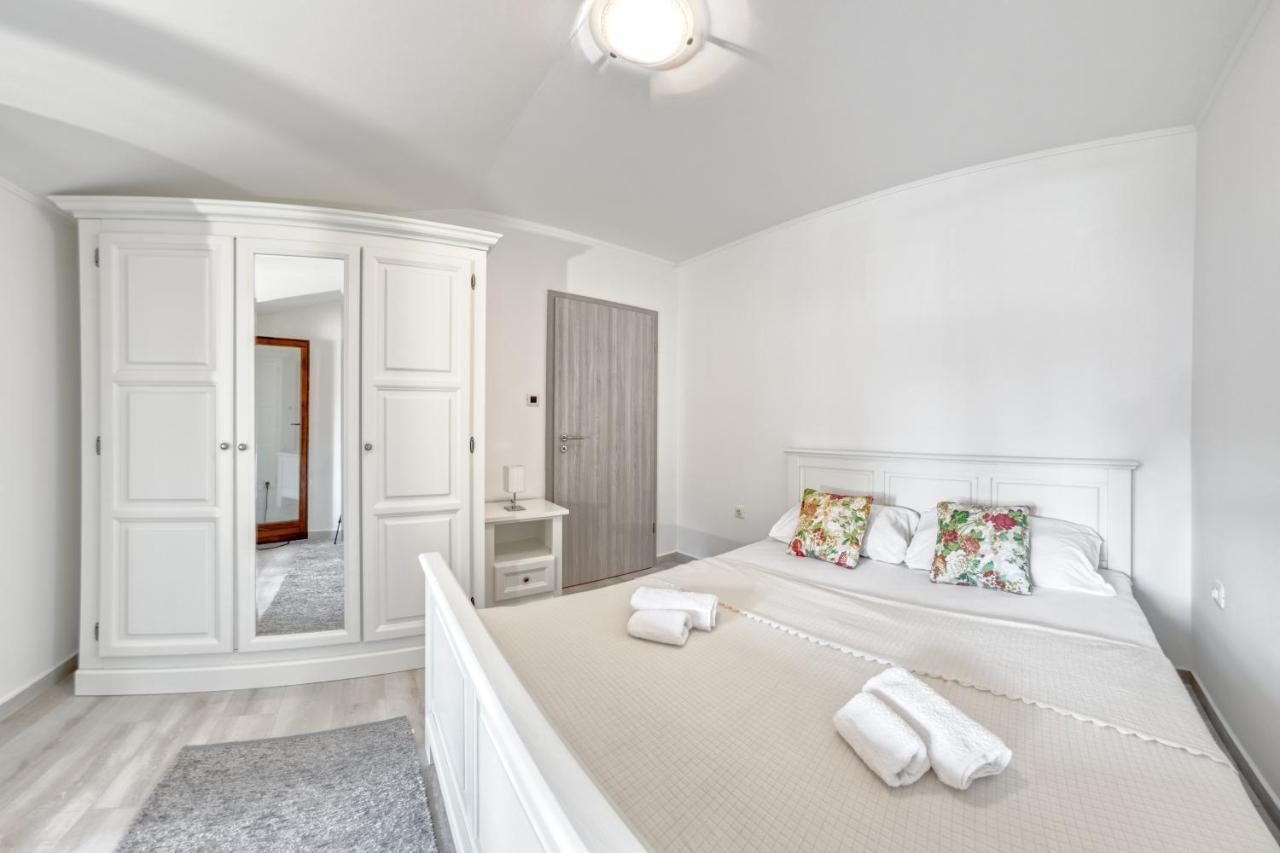 דירות מדולין Penthouse Zola With Private Parking מראה חיצוני תמונה